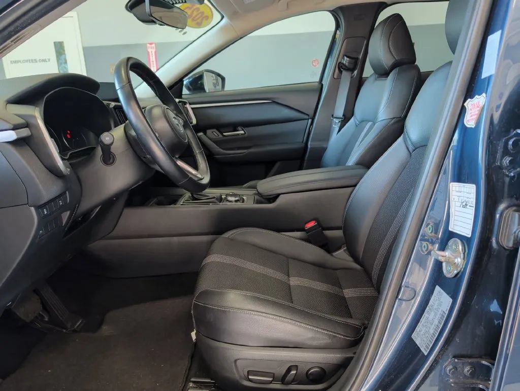 Used 2025 MAZDA CX-50 AWD 2.5 S w/ Preferred Package image 11
