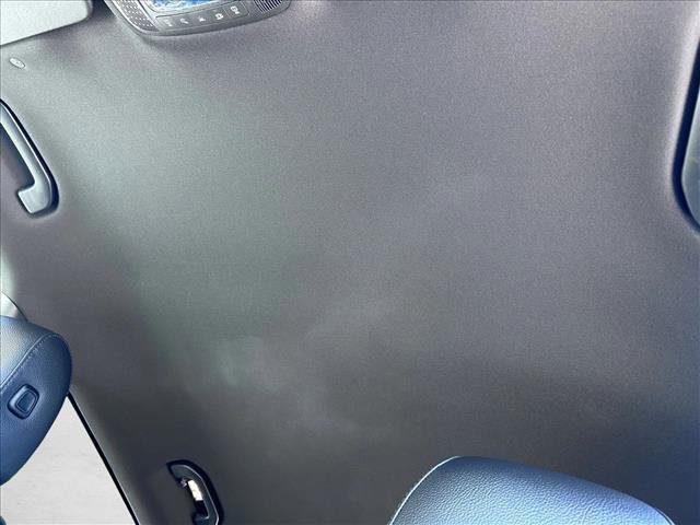 Used 2025 Mercedes-Benz GLB 250 4MATIC image 17