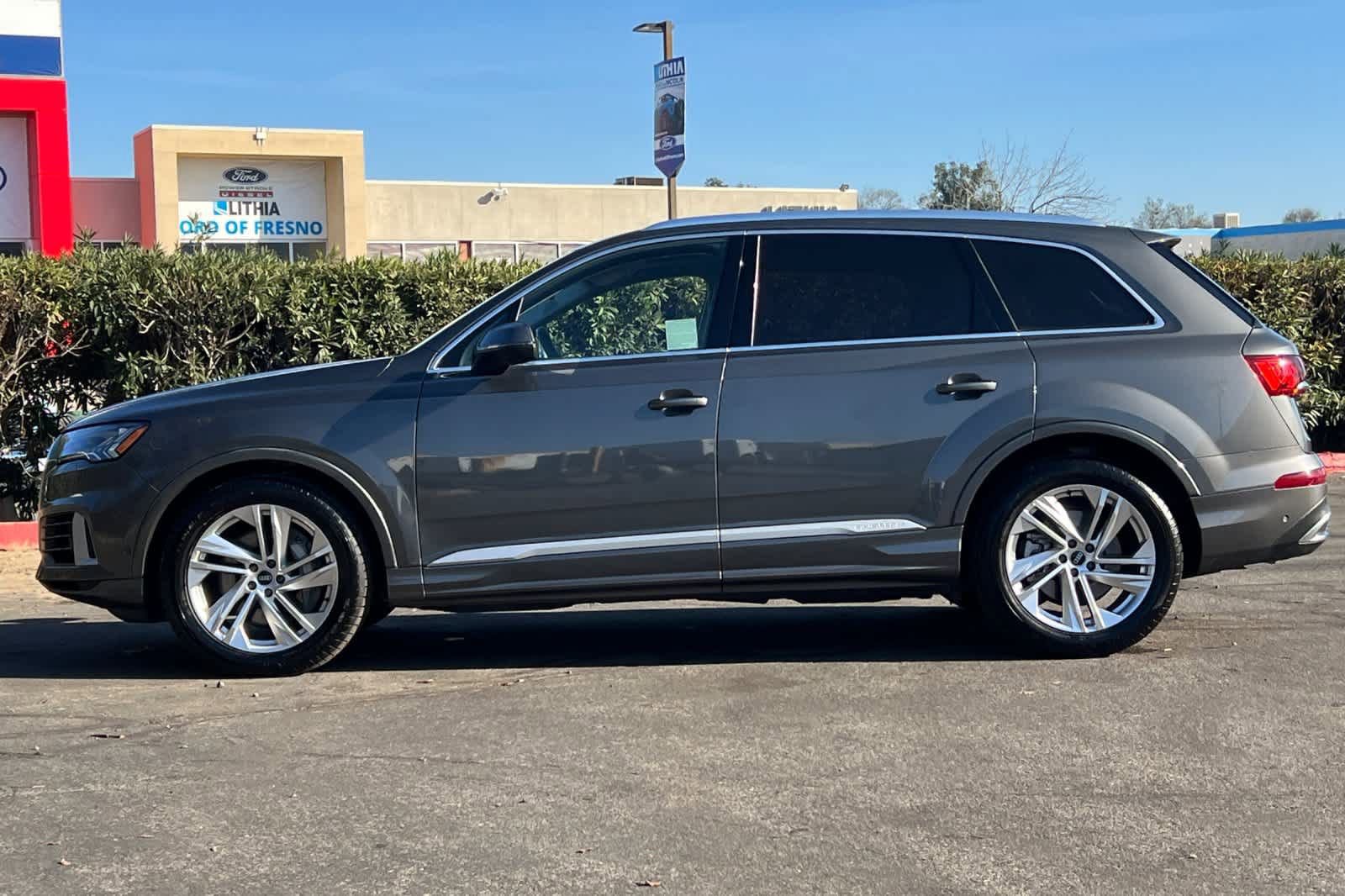 Used 2021 Audi Q7 3.0T Prestige w/ Prestige Package image 5