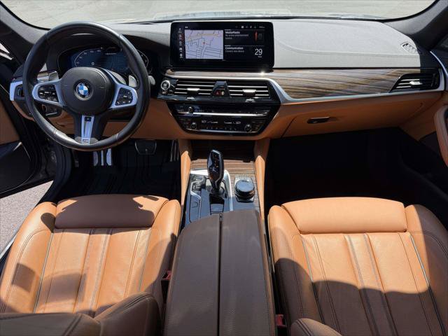 Used 2023 BMW M550i xDrive w/ Executive Package AWD/4WD image 16