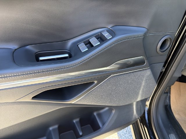 New 2027 Lincoln Navigator Reserve AWD/4WD image 13