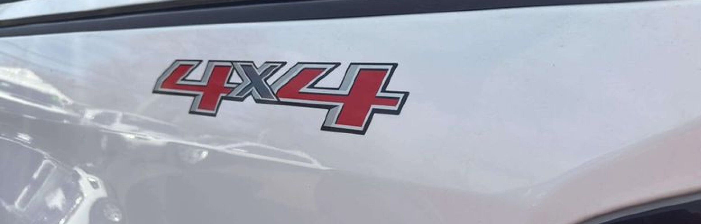 Used 2020 Chevrolet Colorado LT w/ Safety Package image 17