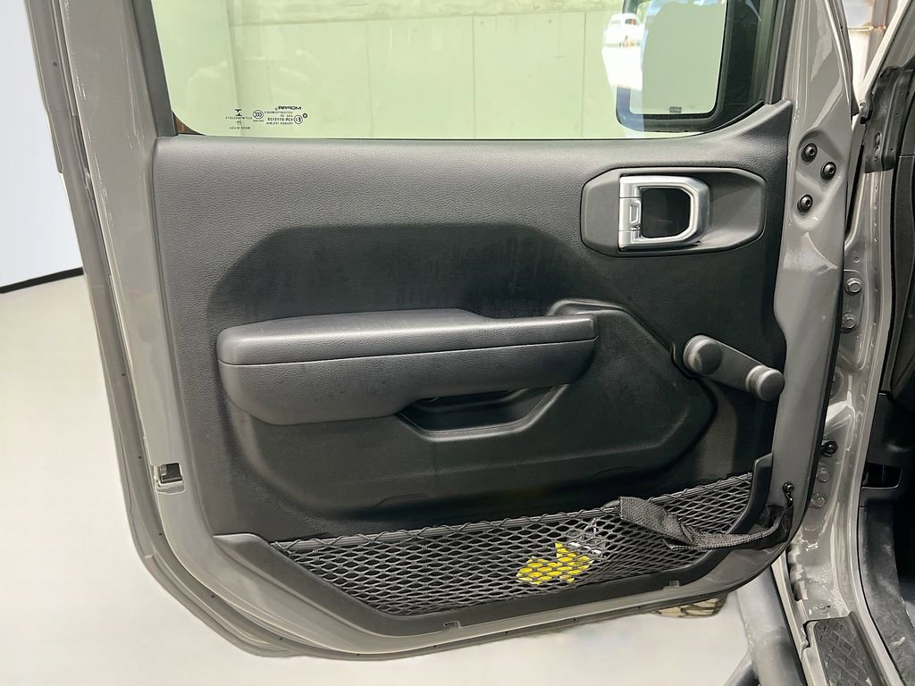 Used 2021 Jeep Gladiator Sport w/ Trailer Tow Package image 16