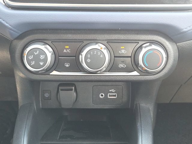 Used 2024 Nissan Versa SV FWD image 25