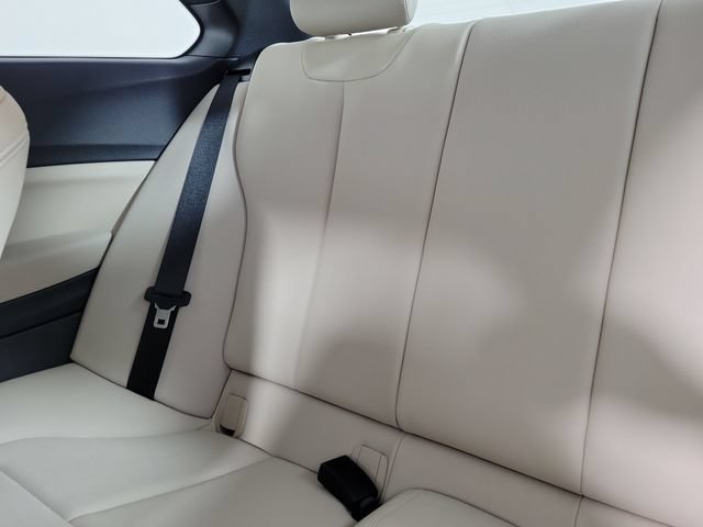 Used 2020 BMW 230i Coupe w/ Convenience Package RWD image 9