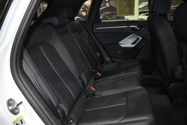 Used 2022 Audi Q3 2.0T Premium Plus image 31