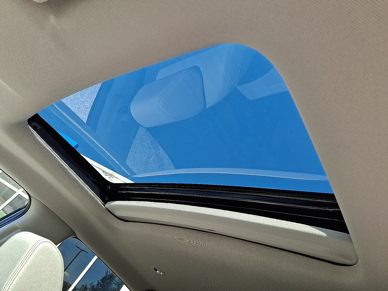 Certified 2027 Honda HR-V EX-L image 10