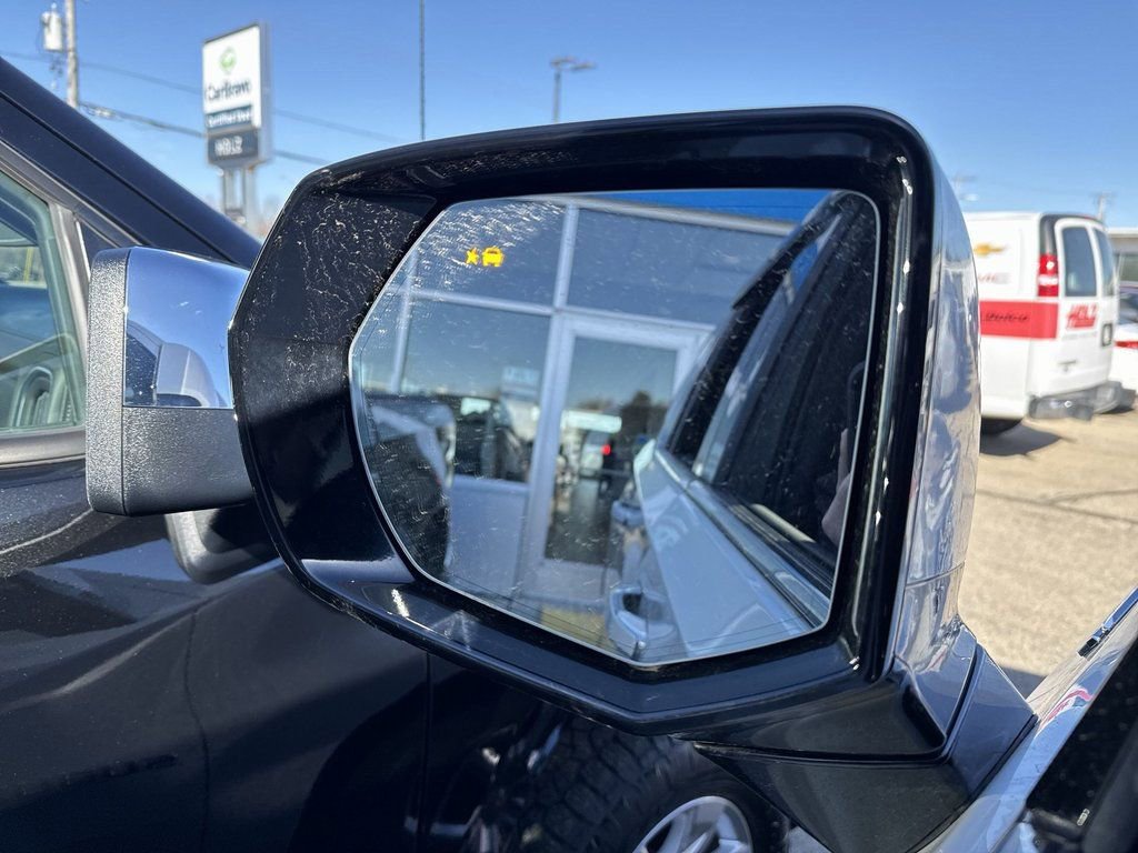 Certified 2023 Chevrolet Suburban High Country image 8