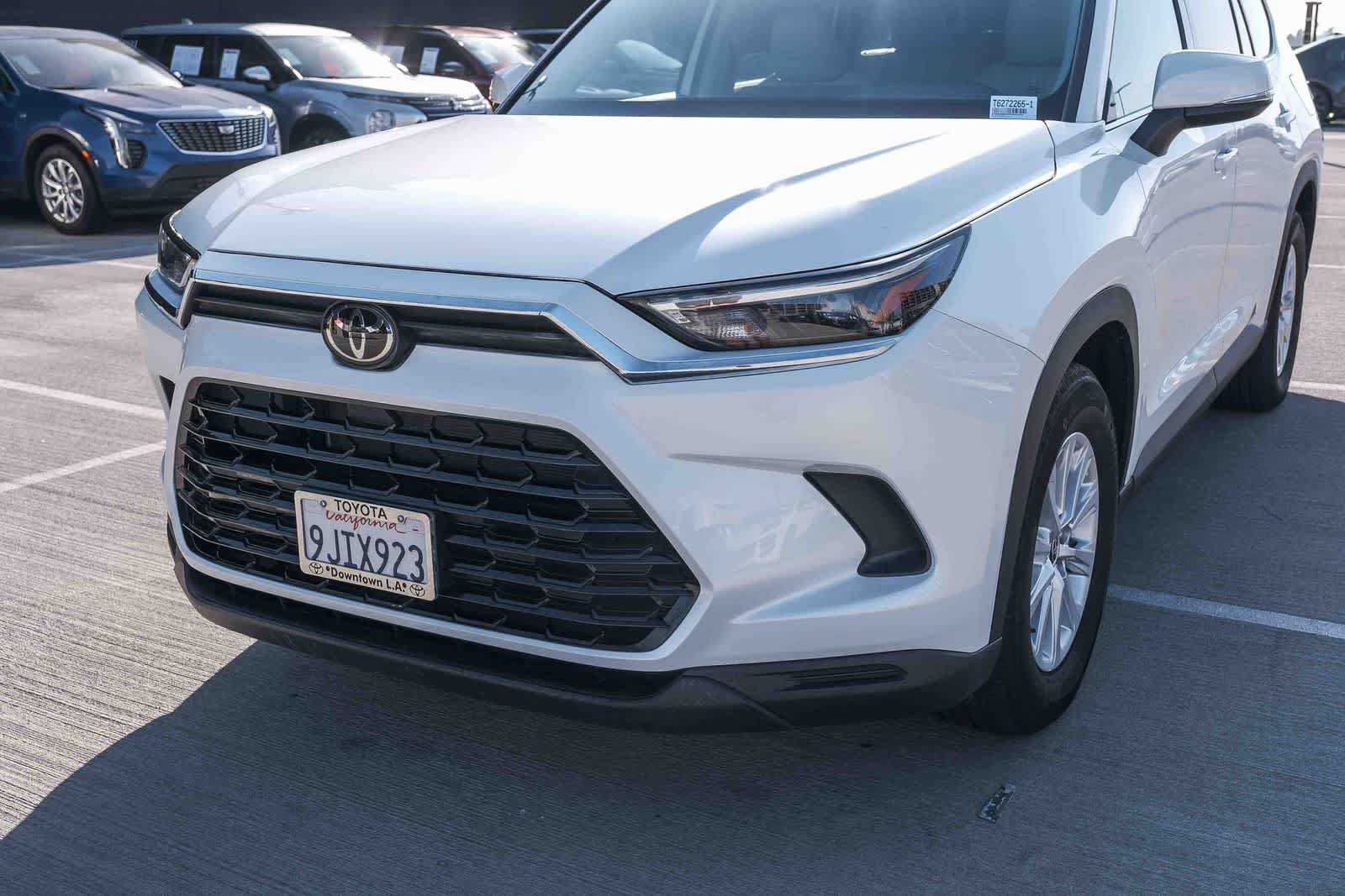 Certified 2024 Toyota Grand Highlander FWD image 11