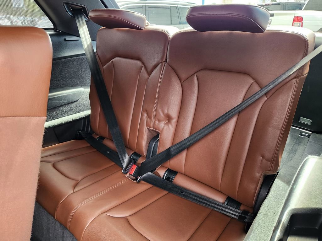 Used 2019 Audi Q7 3.0T Premium Plus w/ Premium Plus Package image 10