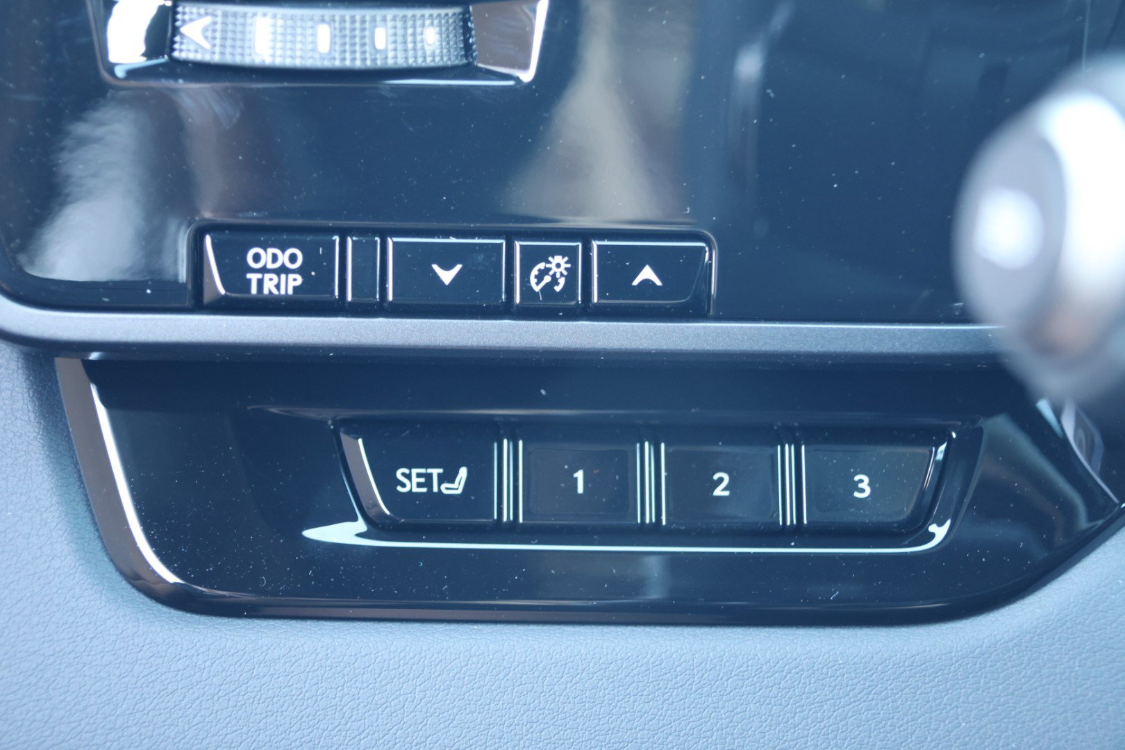 New 2026 Lexus RX 350h w/ Convenience Package AWD/4WD image 14
