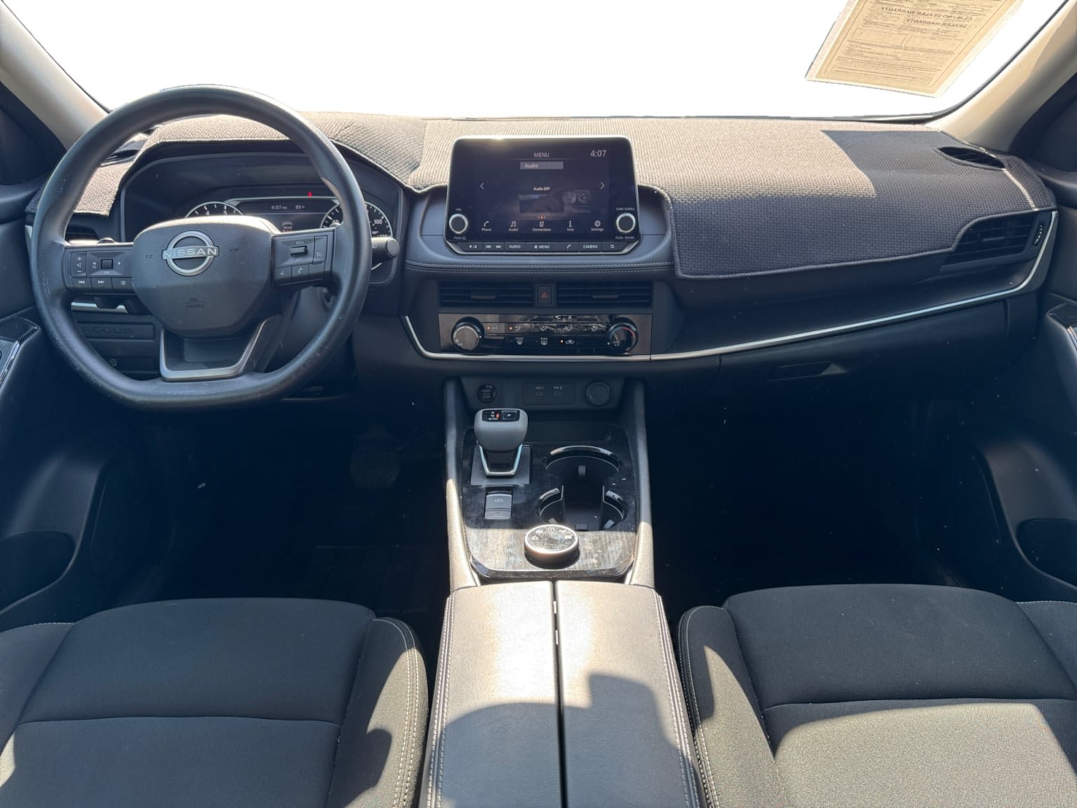 Used 2025 Nissan Rogue S AWD/4WD image 12