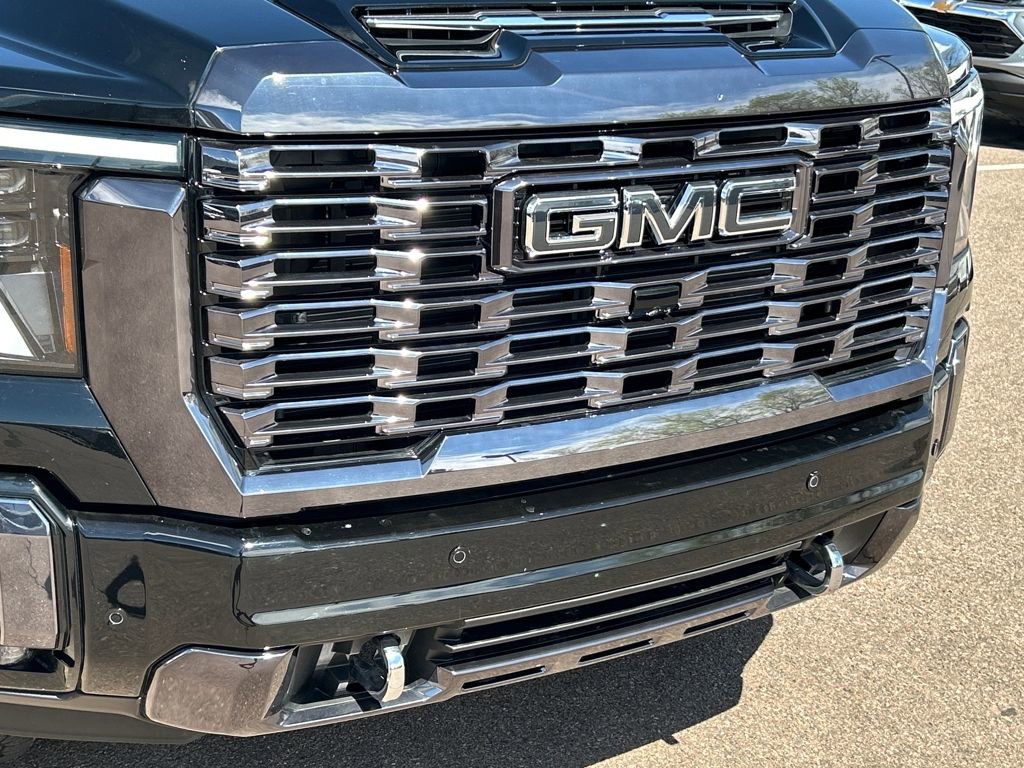 Used 2024 GMC Sierra 3500 Denali Ultimate image 22