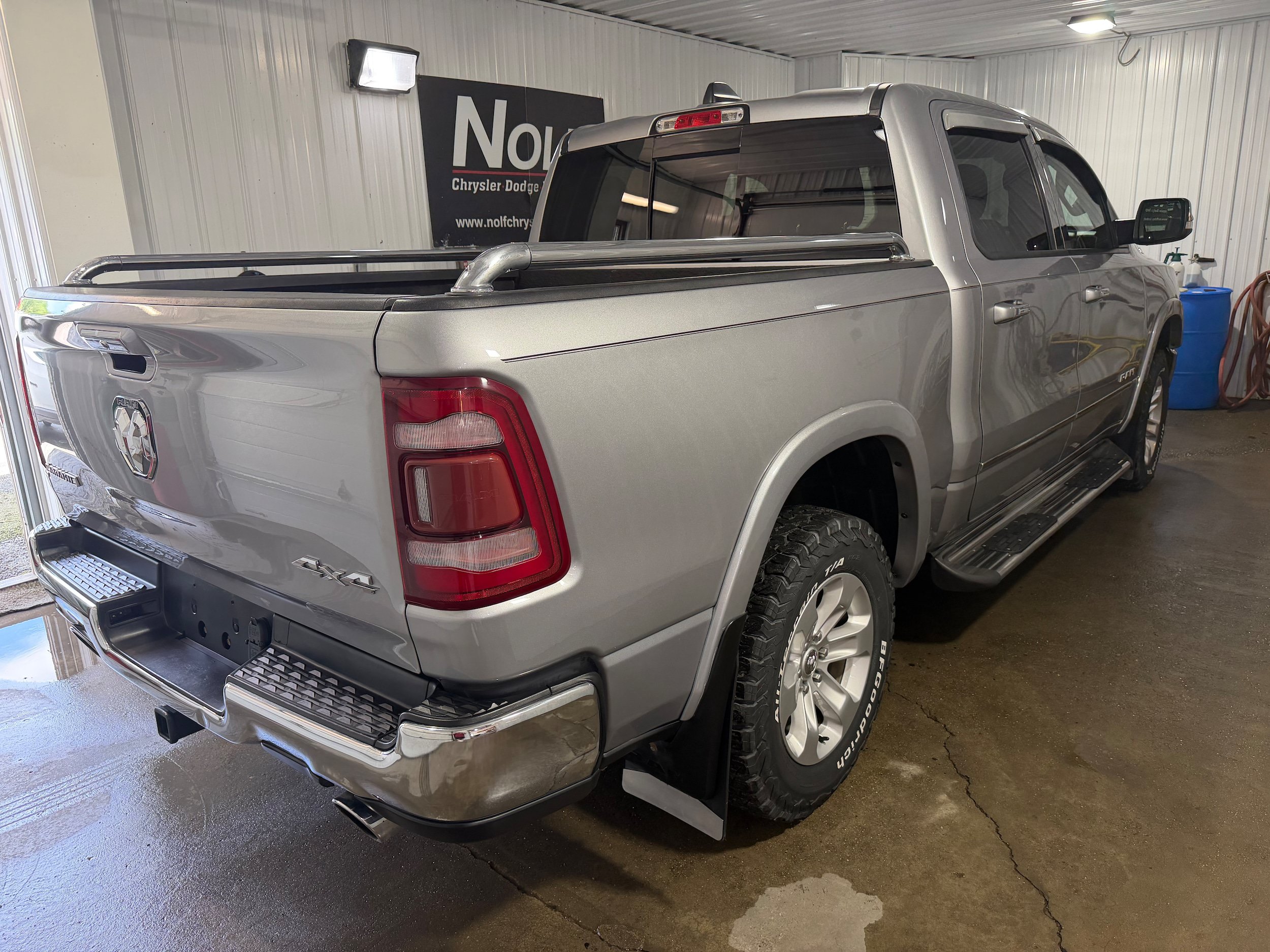Used 2019 RAM 1500 Laramie AWD/4WD image 6