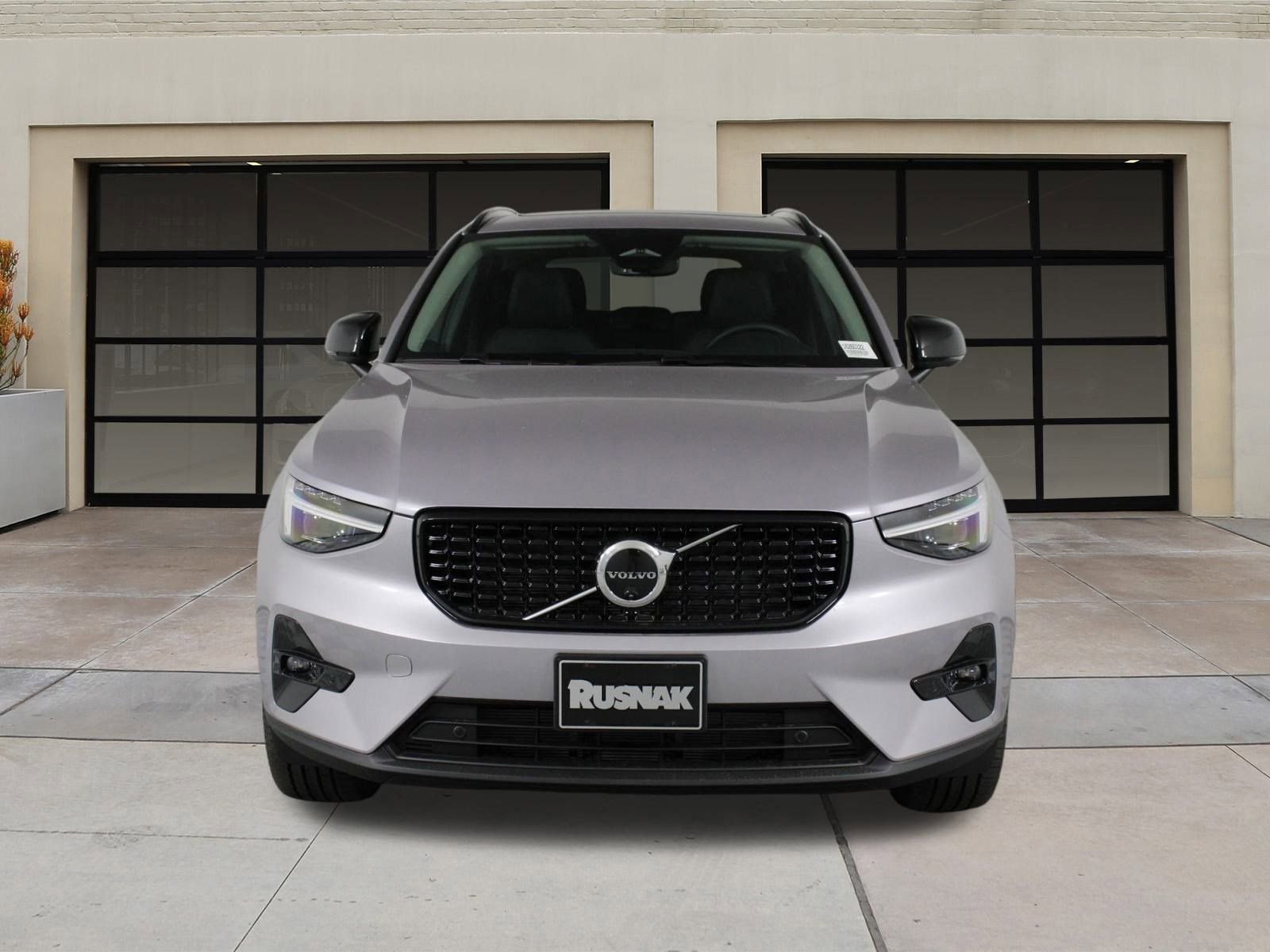 New 2026 Volvo XC40 B4 Plus w/ Climate Package image 2