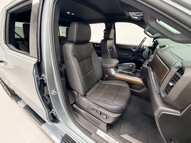 Certified 2024 Chevrolet Silverado 1500 High Country w/ Technology Package AWD/4WD image 30