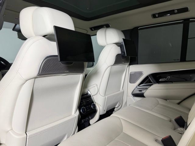 Certified 2025 Land Rover Range Rover Autobiography AWD/4WD image 25