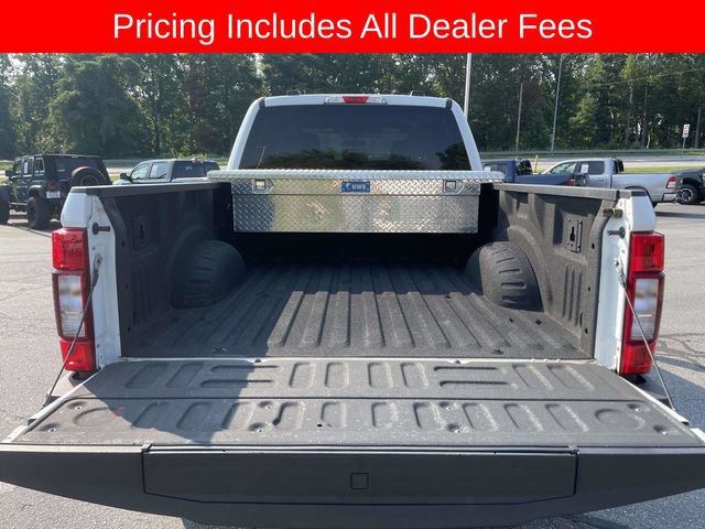 Used 2022 Ford F250 XLT w/ Black Appearance Package AWD/4WD image 17