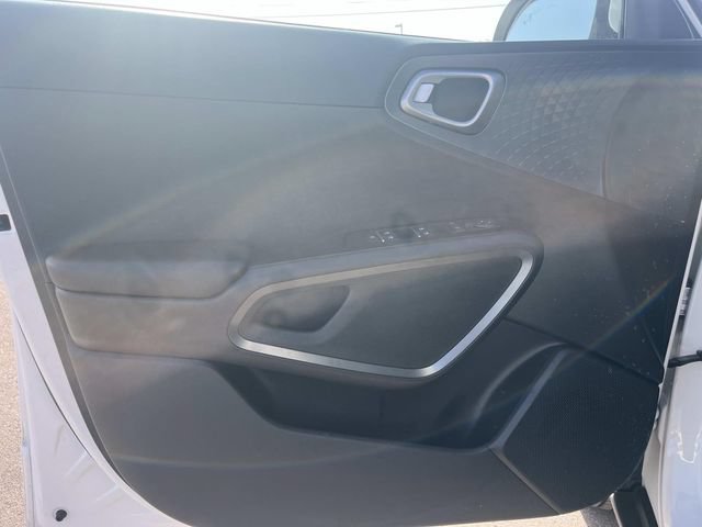 Used 2021 Kia Soul S FWD image 25