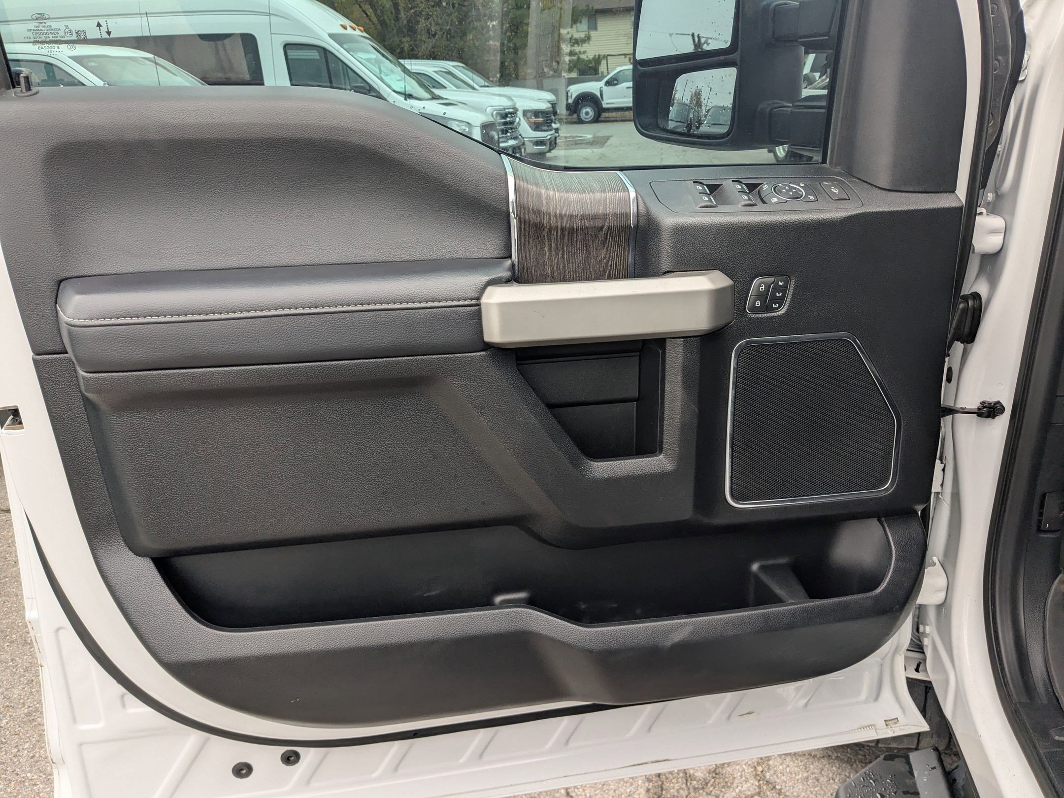 Used 2021 Ford F350 Lariat w/ Lariat Value Package image 14