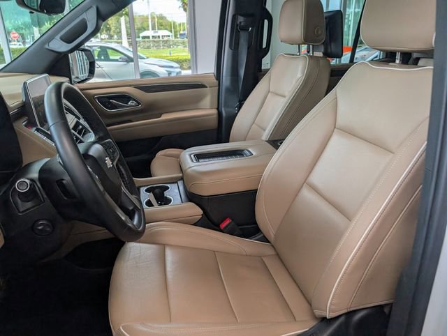 Used 2023 Chevrolet Tahoe Premier AWD/4WD image 6