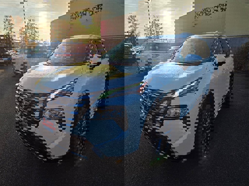 New 2025 Nissan Rogue Platinum w/ Tech Package