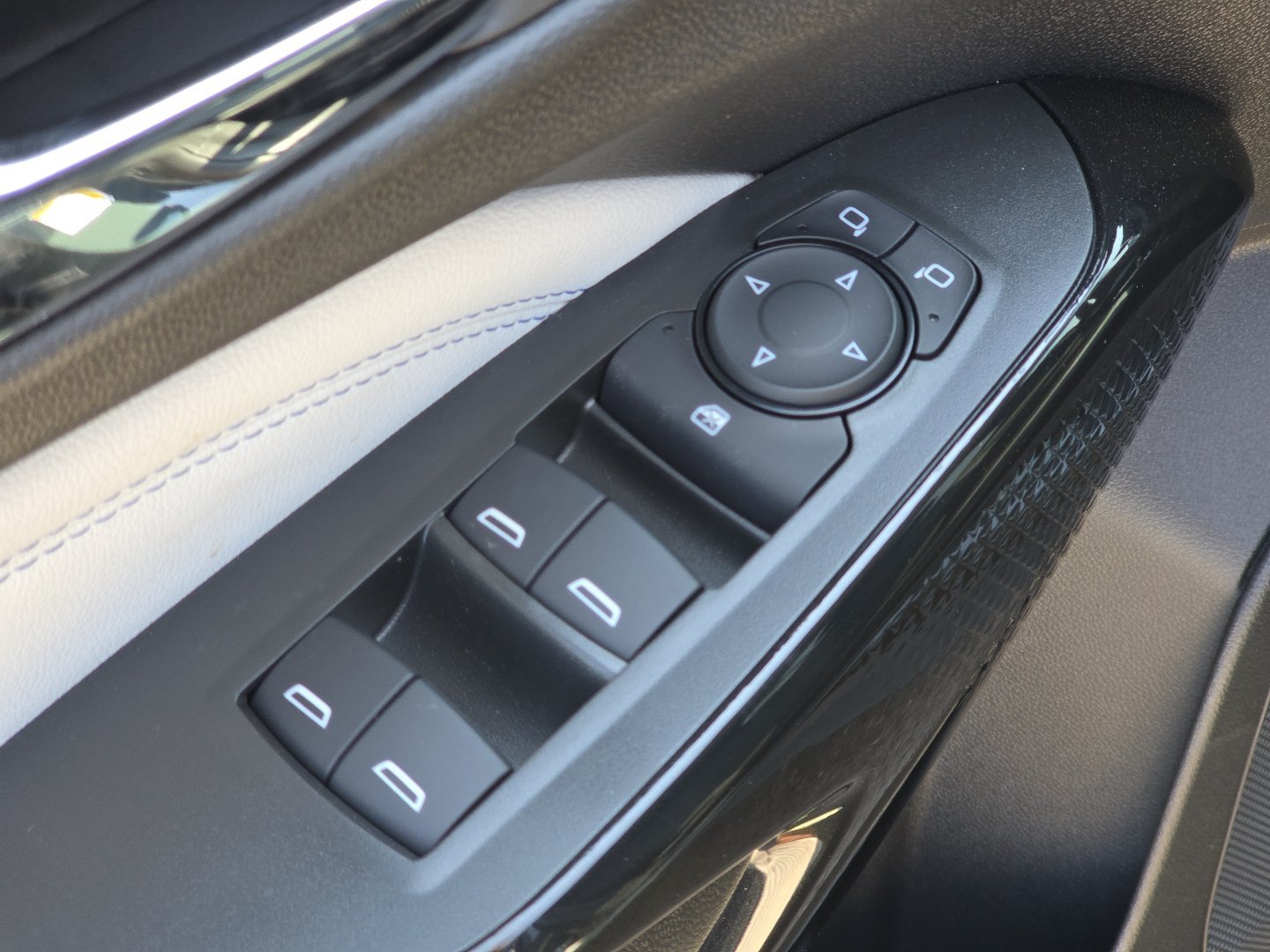 New 2026 Chevrolet Trax LT FWD image 11