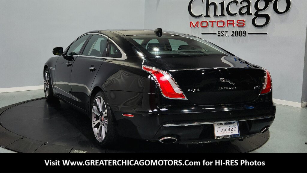 Used 2017 Jaguar XJ L Portfolio AWD/4WD image 9