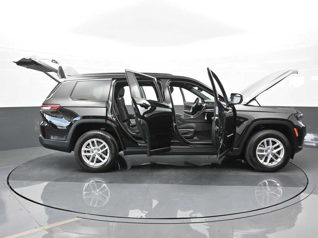 Used 2024 Jeep Grand Cherokee L Laredo w/ Luxury Tech Group I image 65