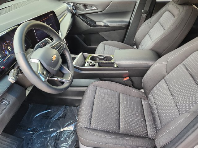 Used 2026 Chevrolet Equinox LT FWD image 5