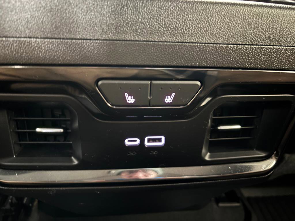 Used 2022 GMC Sierra 1500 AT4 w/ AT4 Preferred Package image 19