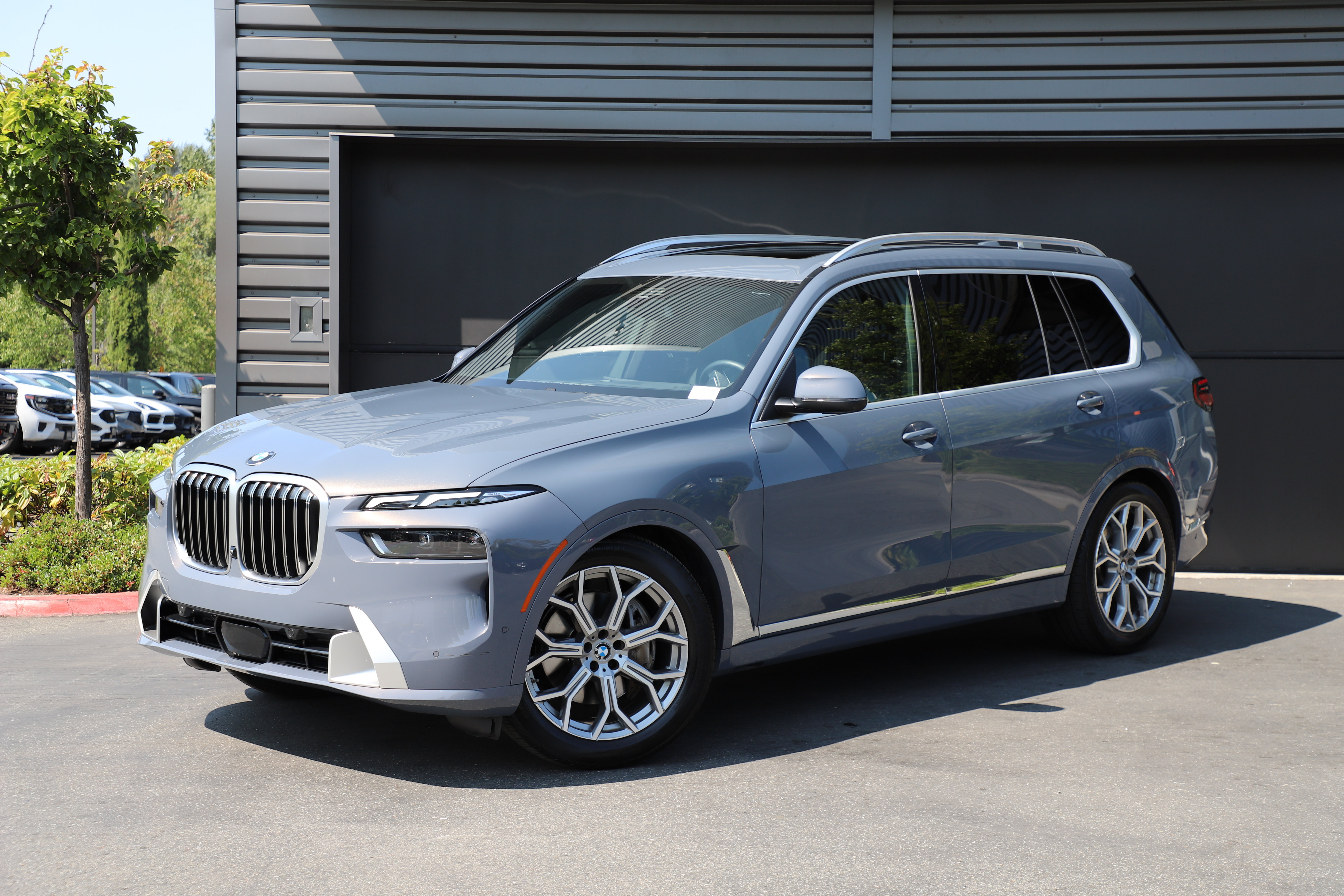 Used 2024 BMW X7 xDrive40i w/ Executive Package