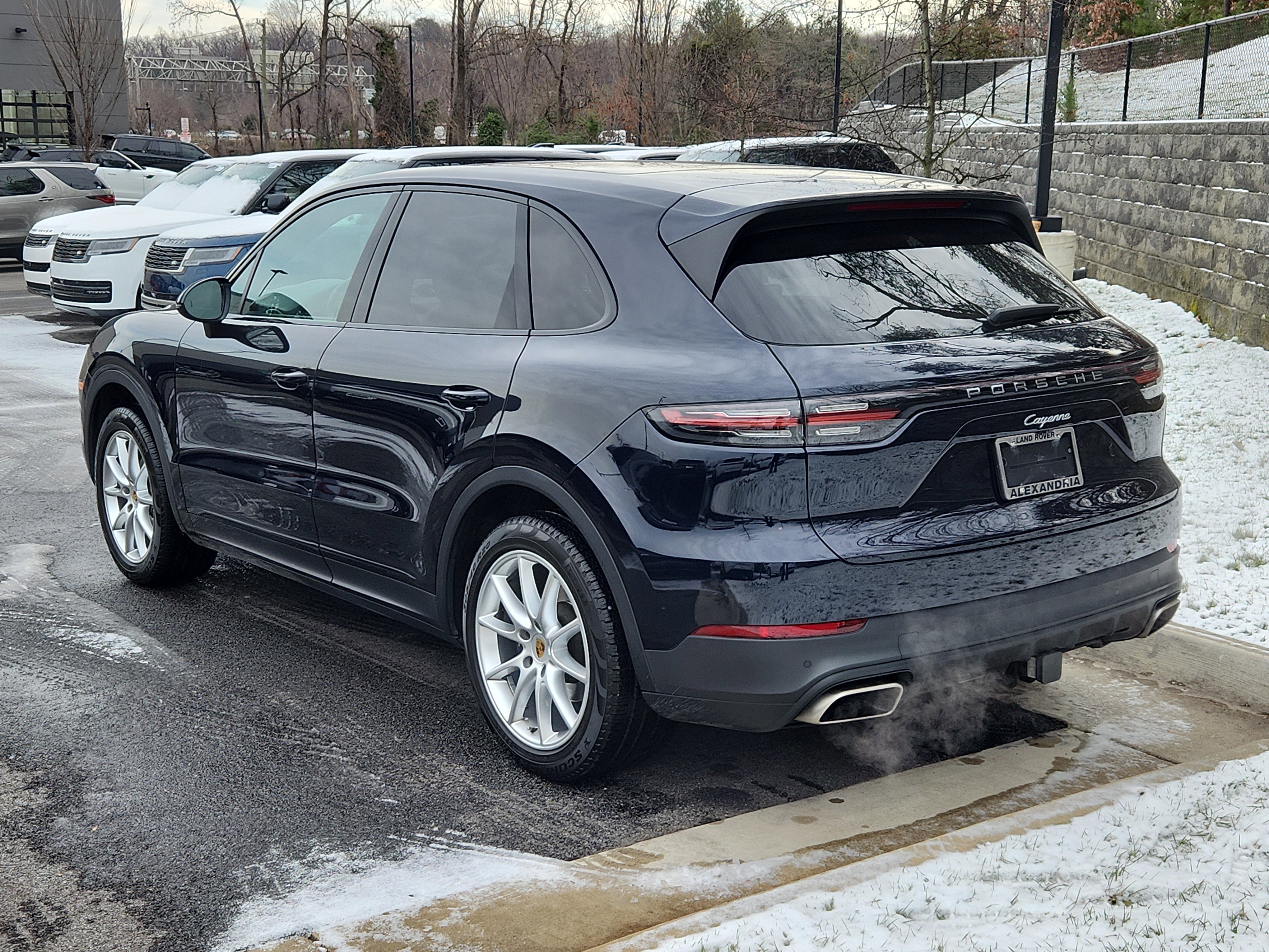 Used 2020 Porsche Cayenne image 12