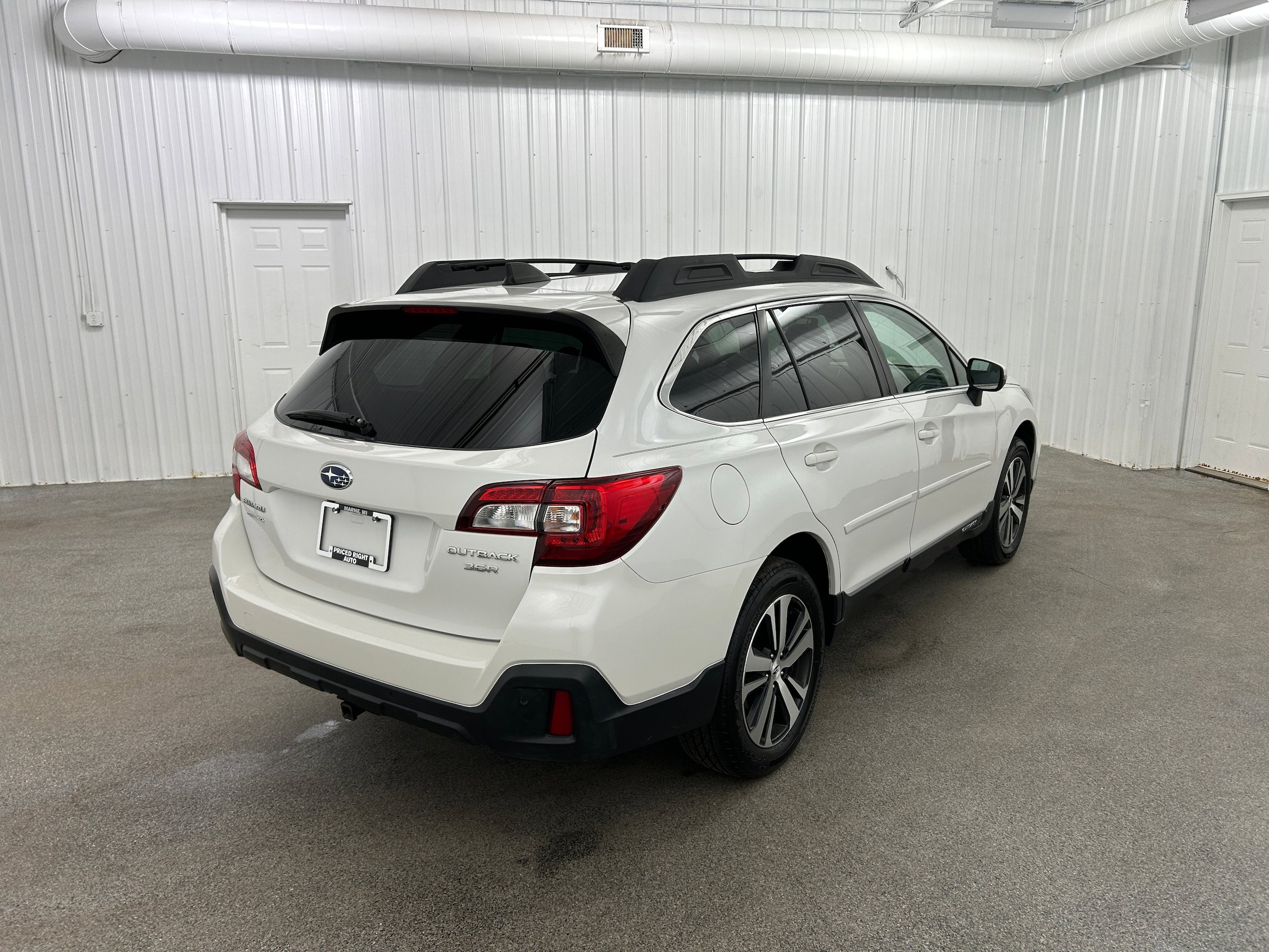 Used 2019 Subaru Outback 3.6R Limited AWD/4WD image 37