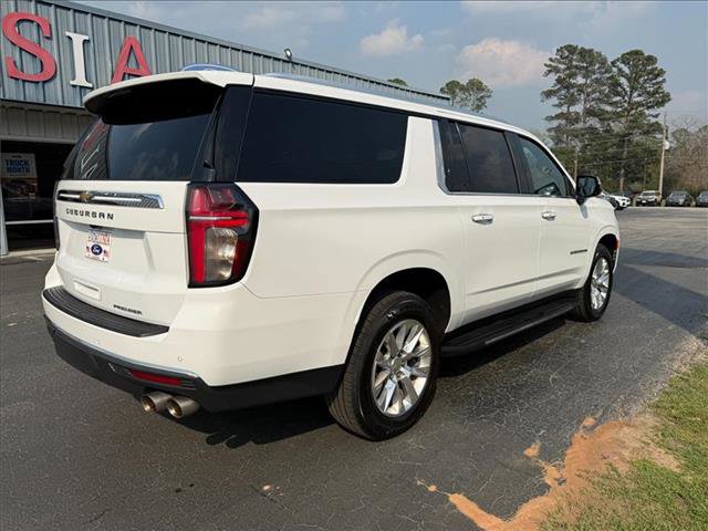 Used 2023 Chevrolet Suburban Premier AWD/4WD image 5