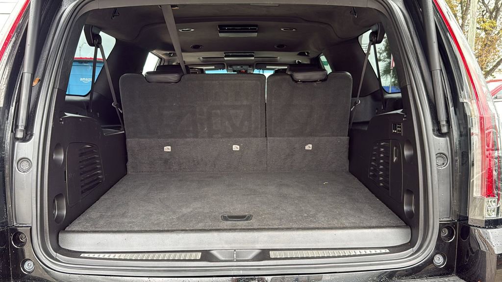 Used 2018 Cadillac Escalade ESV Platinum AWD/4WD image 9