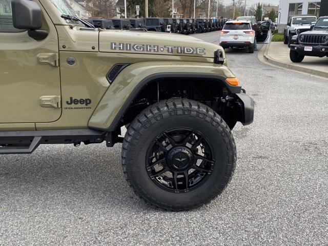 New 2025 Jeep Gladiator Sport image 9