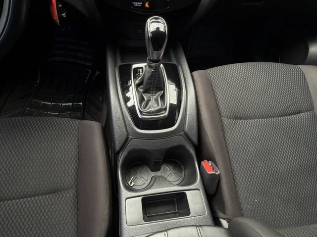 Used 2021 Nissan Rogue Sport S FWD image 21