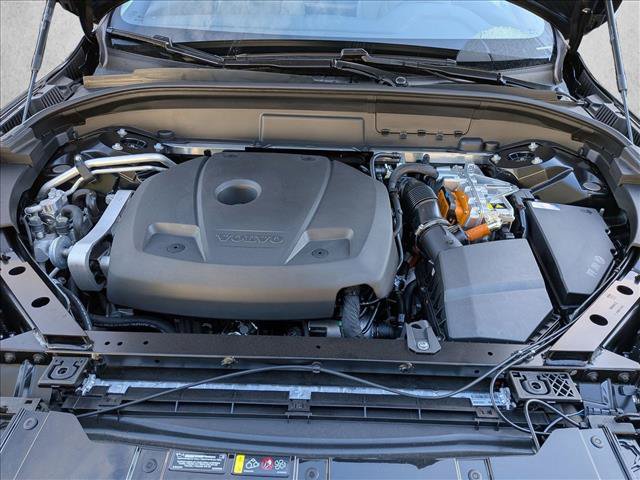 New 2026 Volvo XC60 T8 Plus w/ Protection Package Premier AWD/4WD image 19