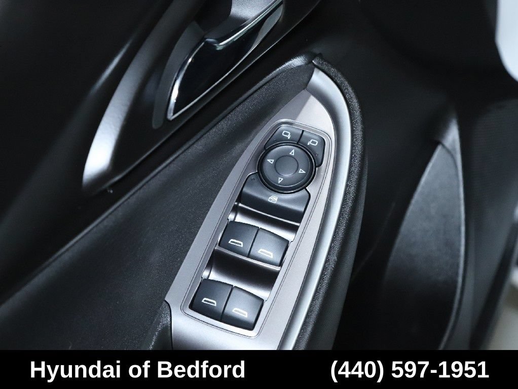 Used 2020 Chevrolet Malibu LS FWD image 17