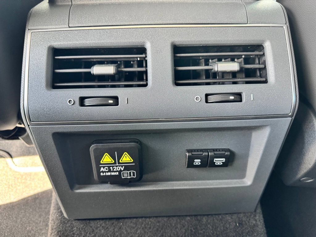 New 2026 INEOS Grenadier Station Wagon AWD/4WD image 18