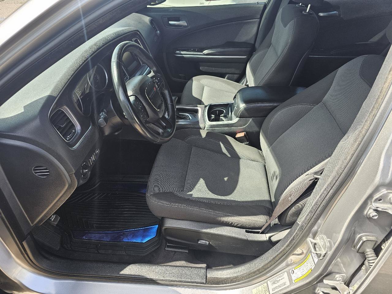 Used 2015 Dodge Charger SE w/ Popular Equipment Group RWD image 20