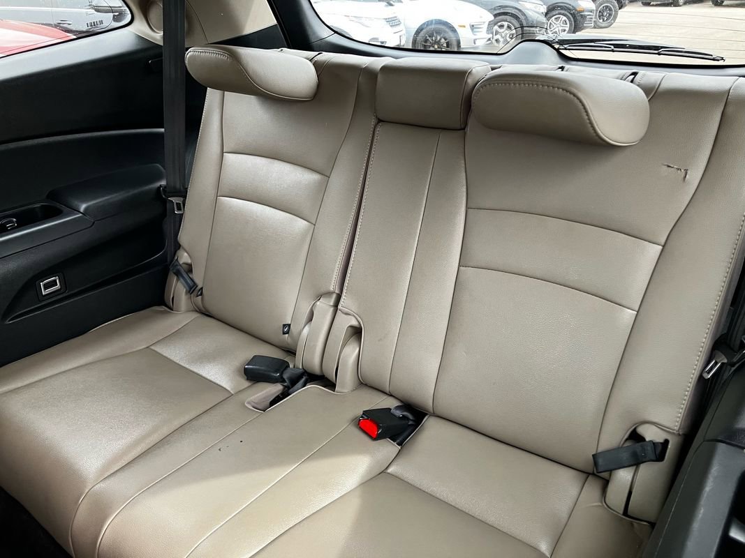 Used 2016 Honda Pilot Touring image 31