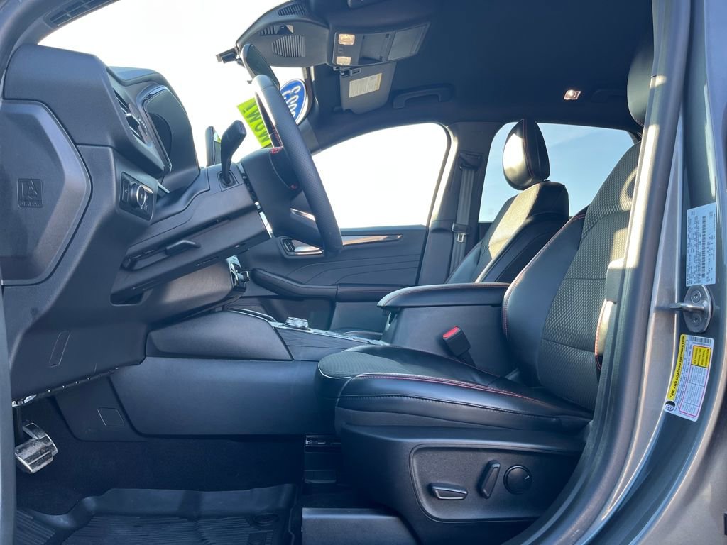 Used 2023 Ford Escape ST-Line Select w/ Tech Pack #2 image 10