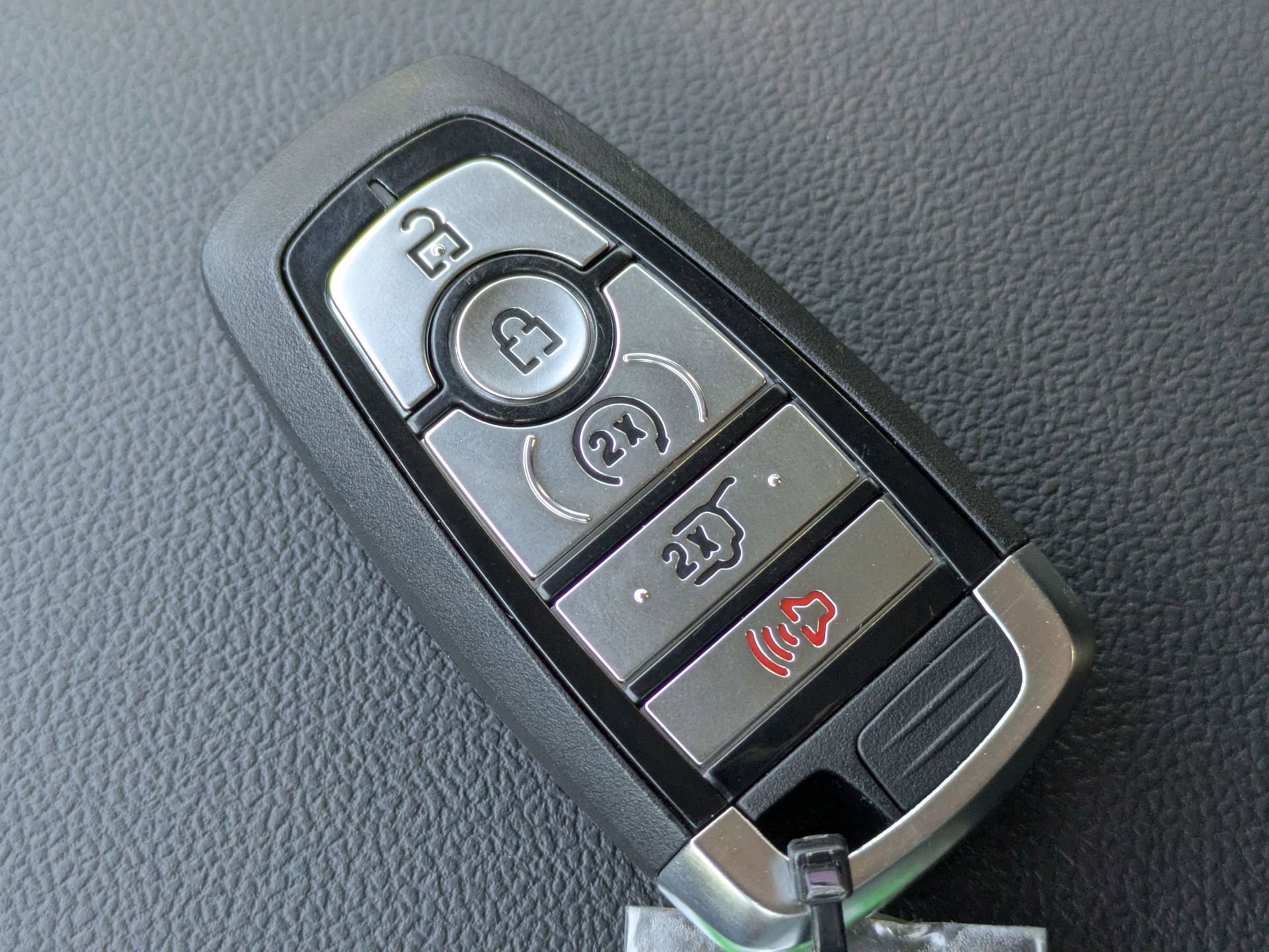 New 2026 Ford Escape SE w/ PHEV Premium Package image 35