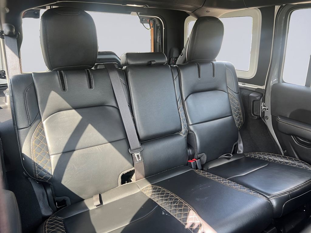 Used 2022 Jeep Wrangler Unlimited Sahara image 22
