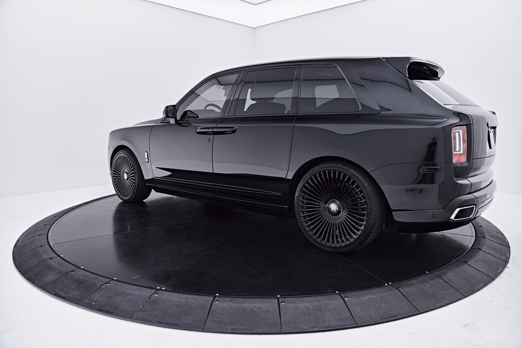 Used 2020 Rolls-Royce Cullinan AWD/4WD image 16