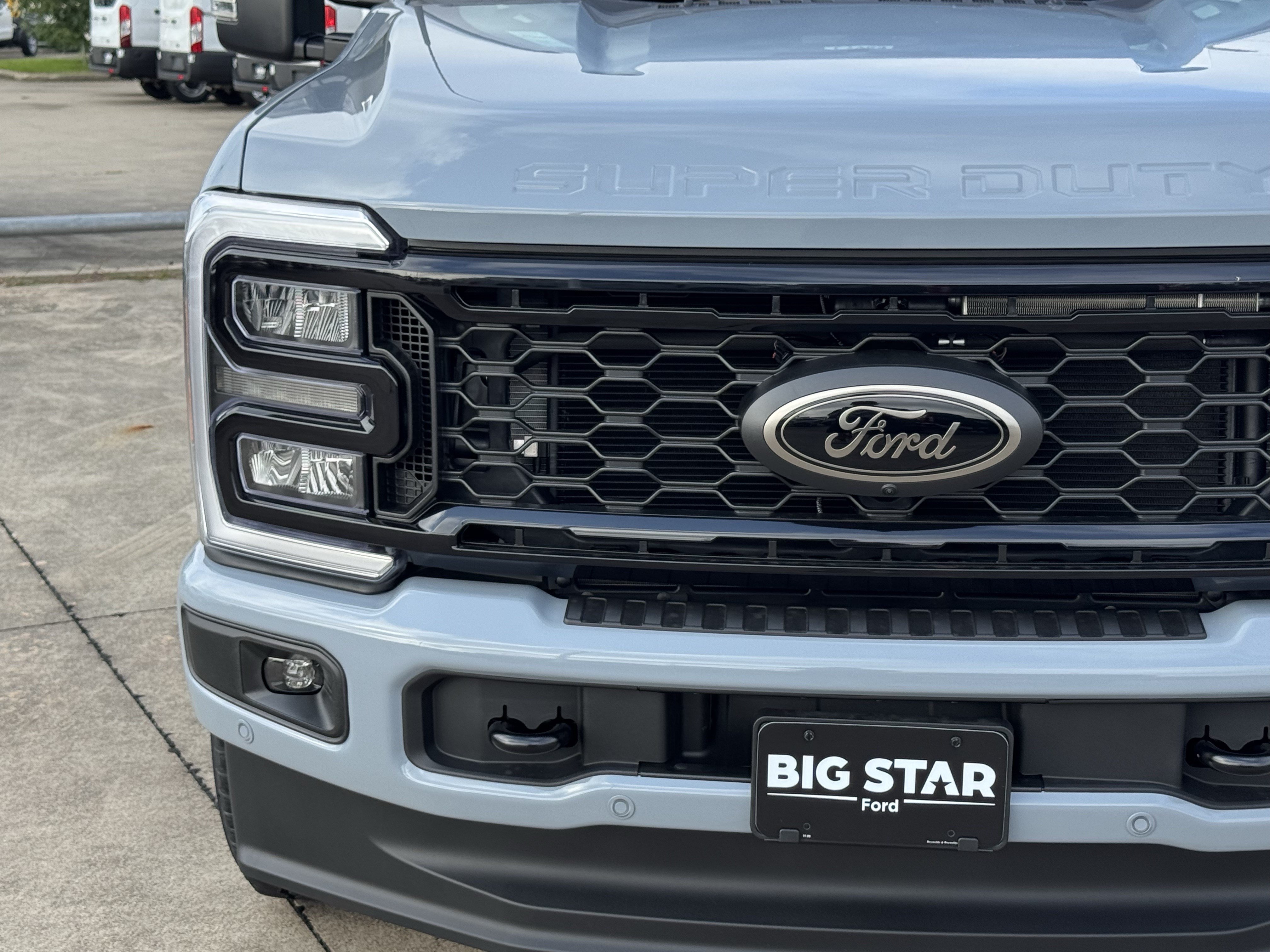 New 2026 Ford F250 Lariat w/ Black Appearance Package AWD/4WD image 6