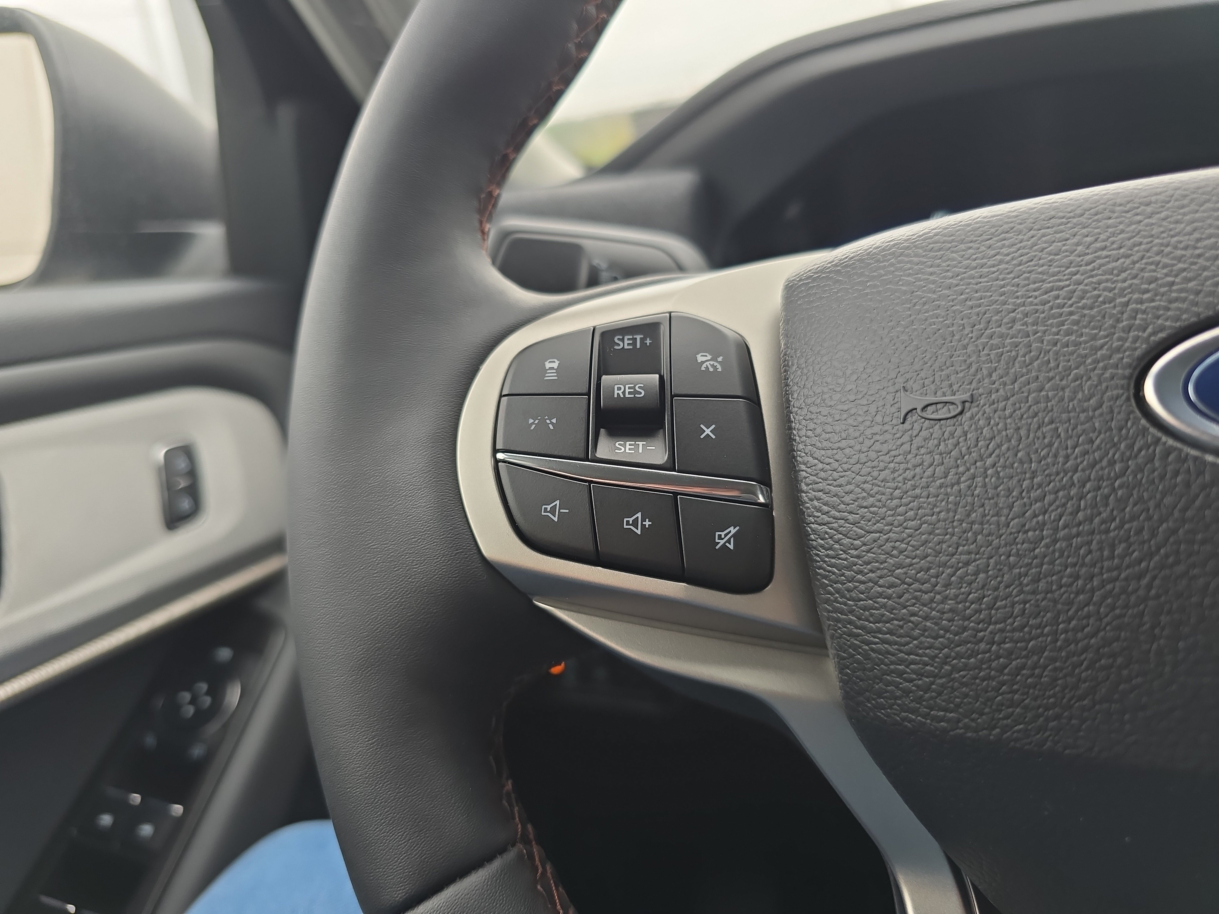 New 2026 Ford Explorer Active w/ Active Comfort Package AWD/4WD image 21