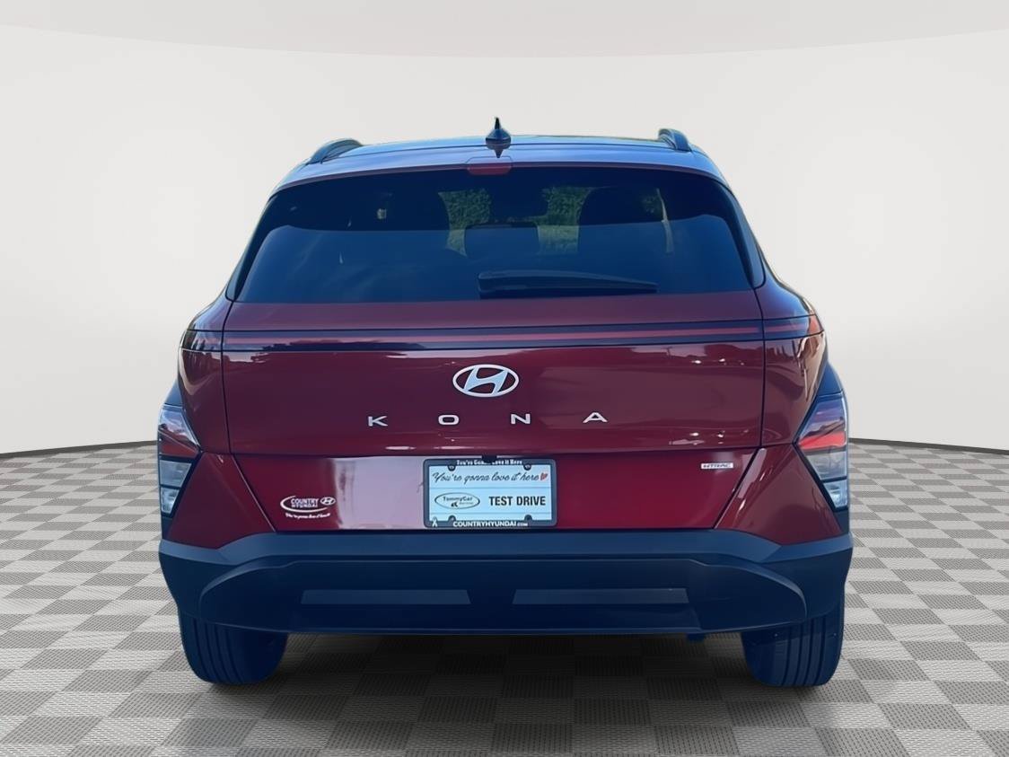 Certified 2025 Hyundai Kona SEL AWD/4WD image 6